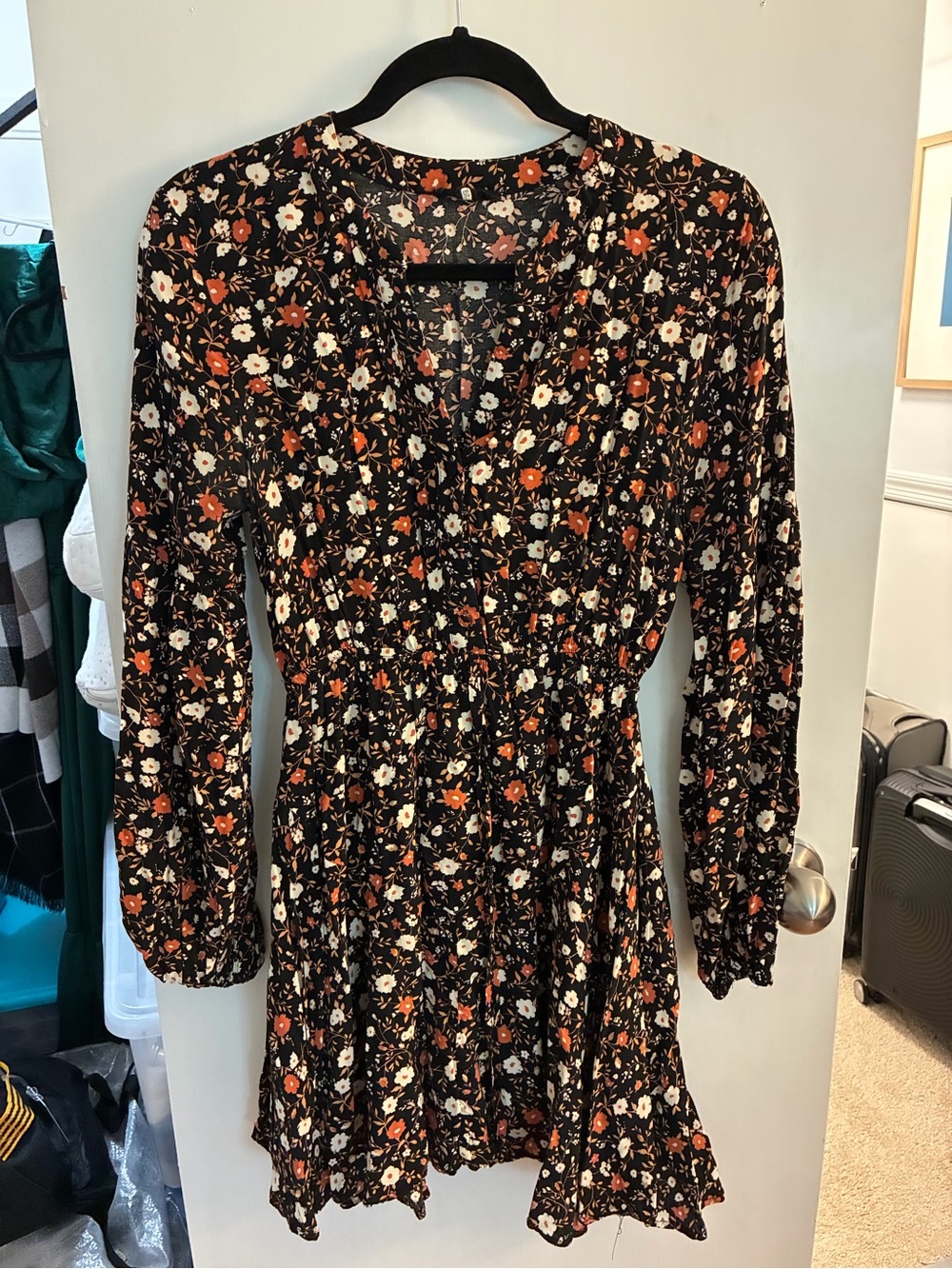 blu pepper Floral Long-Sleeve Dress - medium